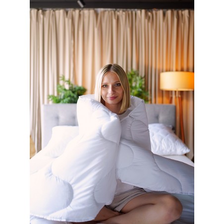 Kołdra 135x200 Antyalergiczna Całoroczna doMedi+